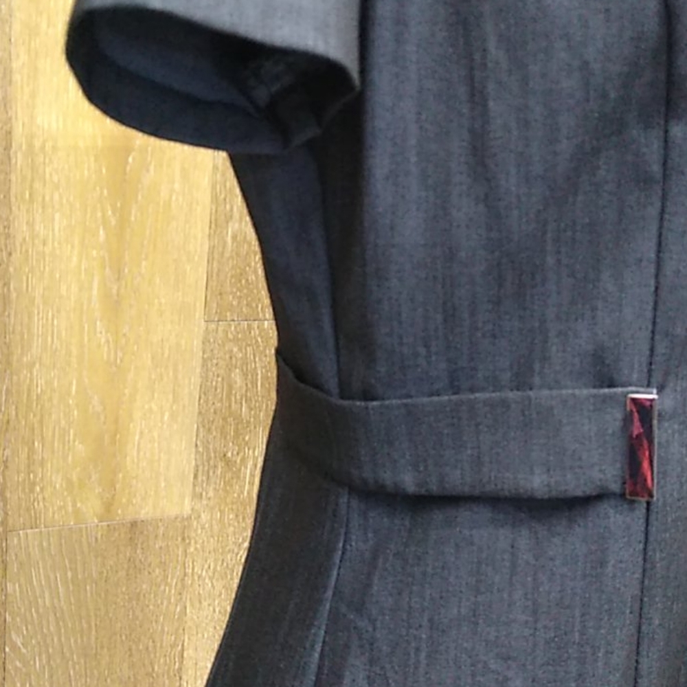 Dress - Picture 3 of 4